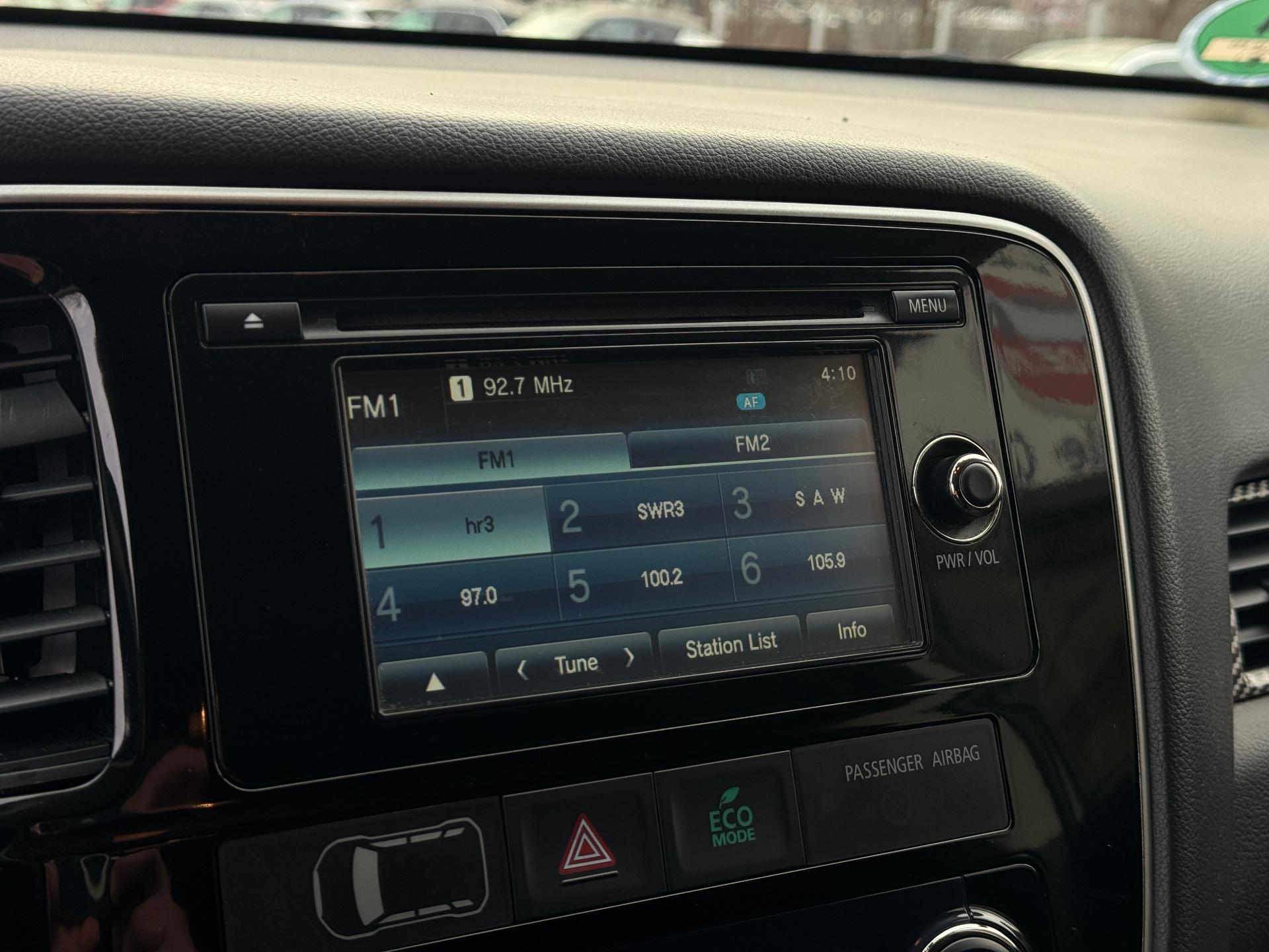 Mitsubishi-Outlander