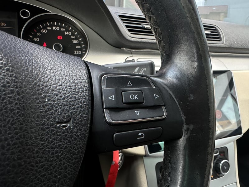Car Thumb