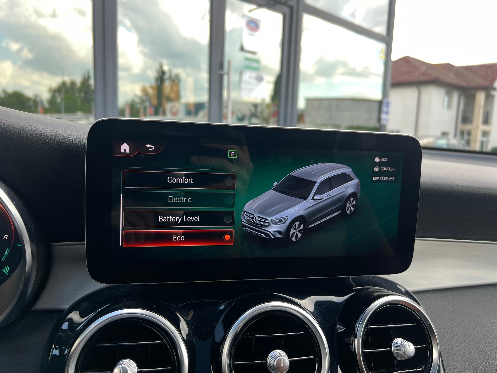 Mercedes-Benz-GLC