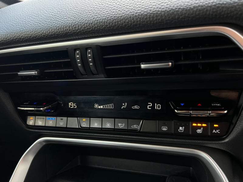Car Thumb