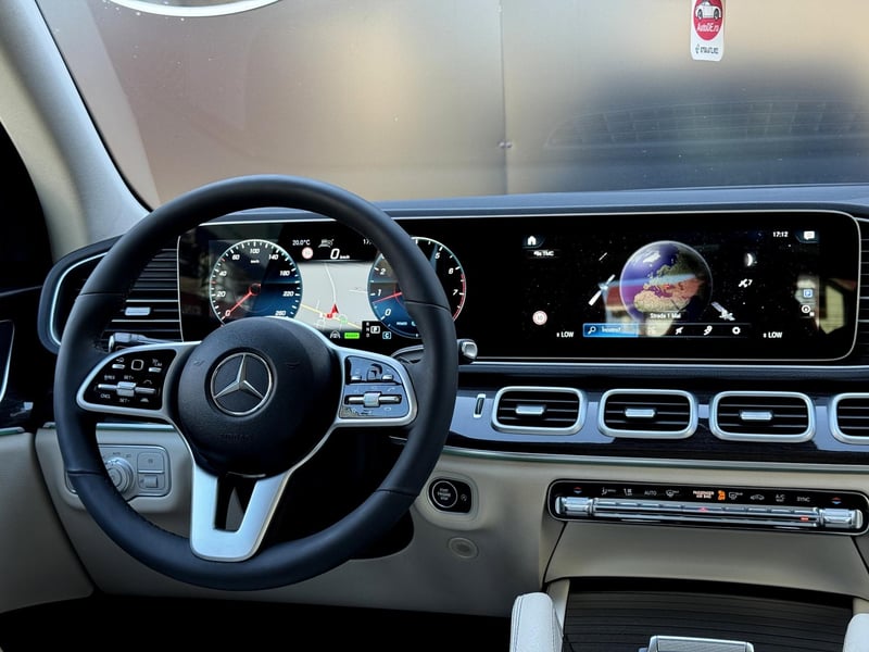 Car Thumb