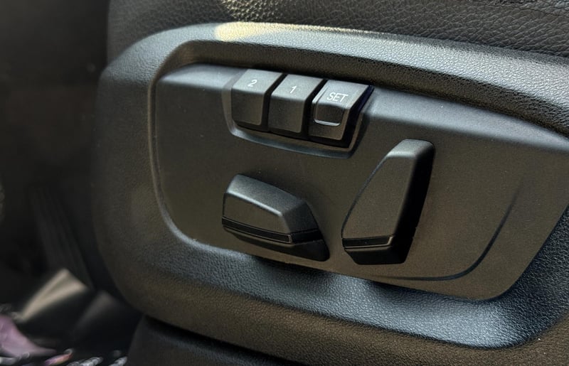 Car Thumb