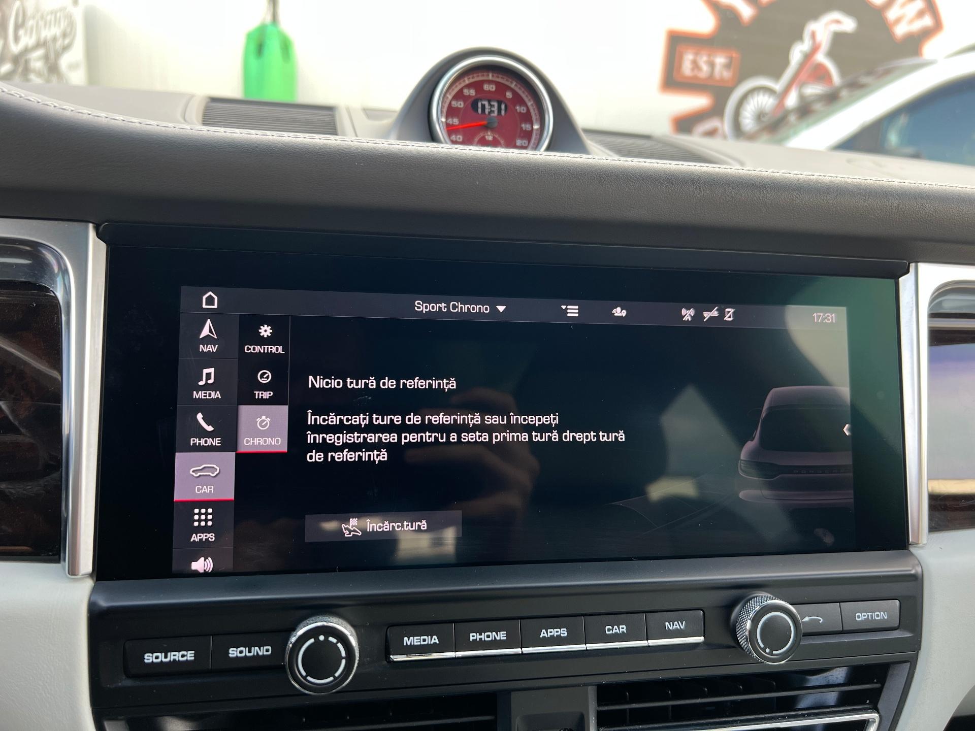Porsche-Macan