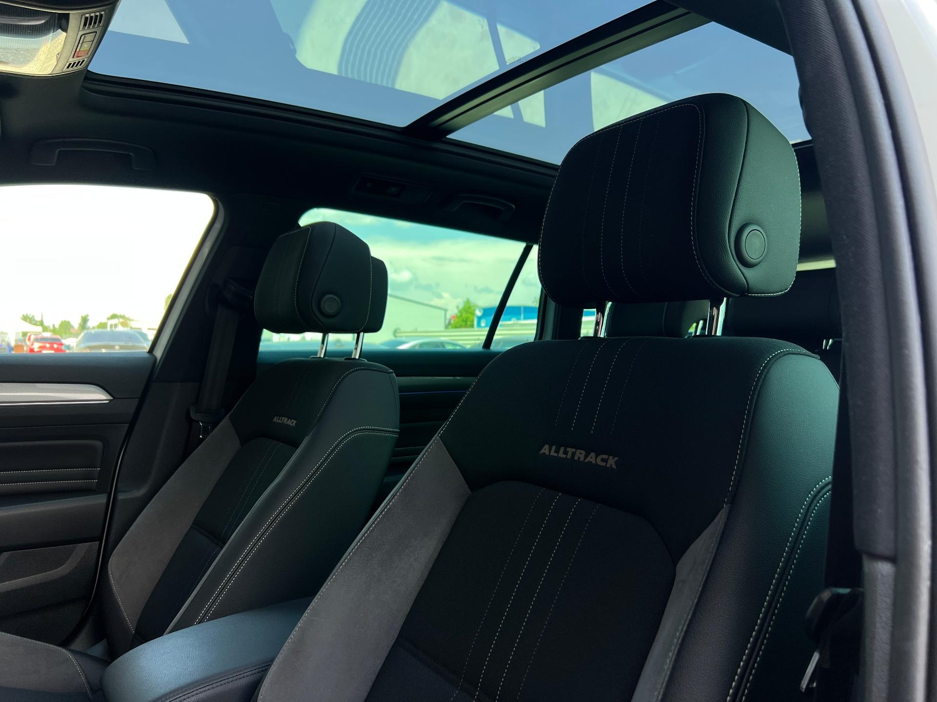 Volkswagen-Passat Alltrack