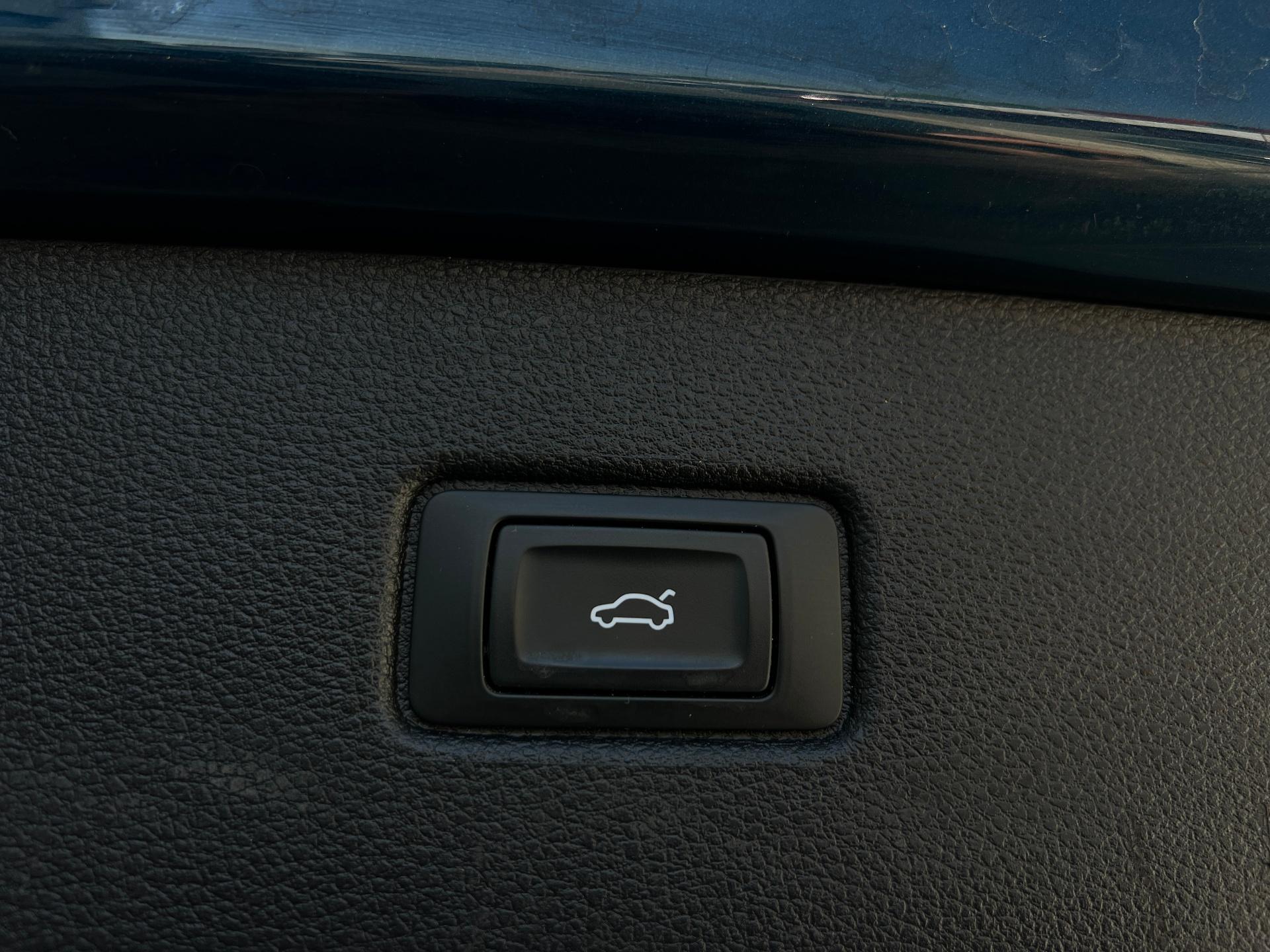 Audi-Q7