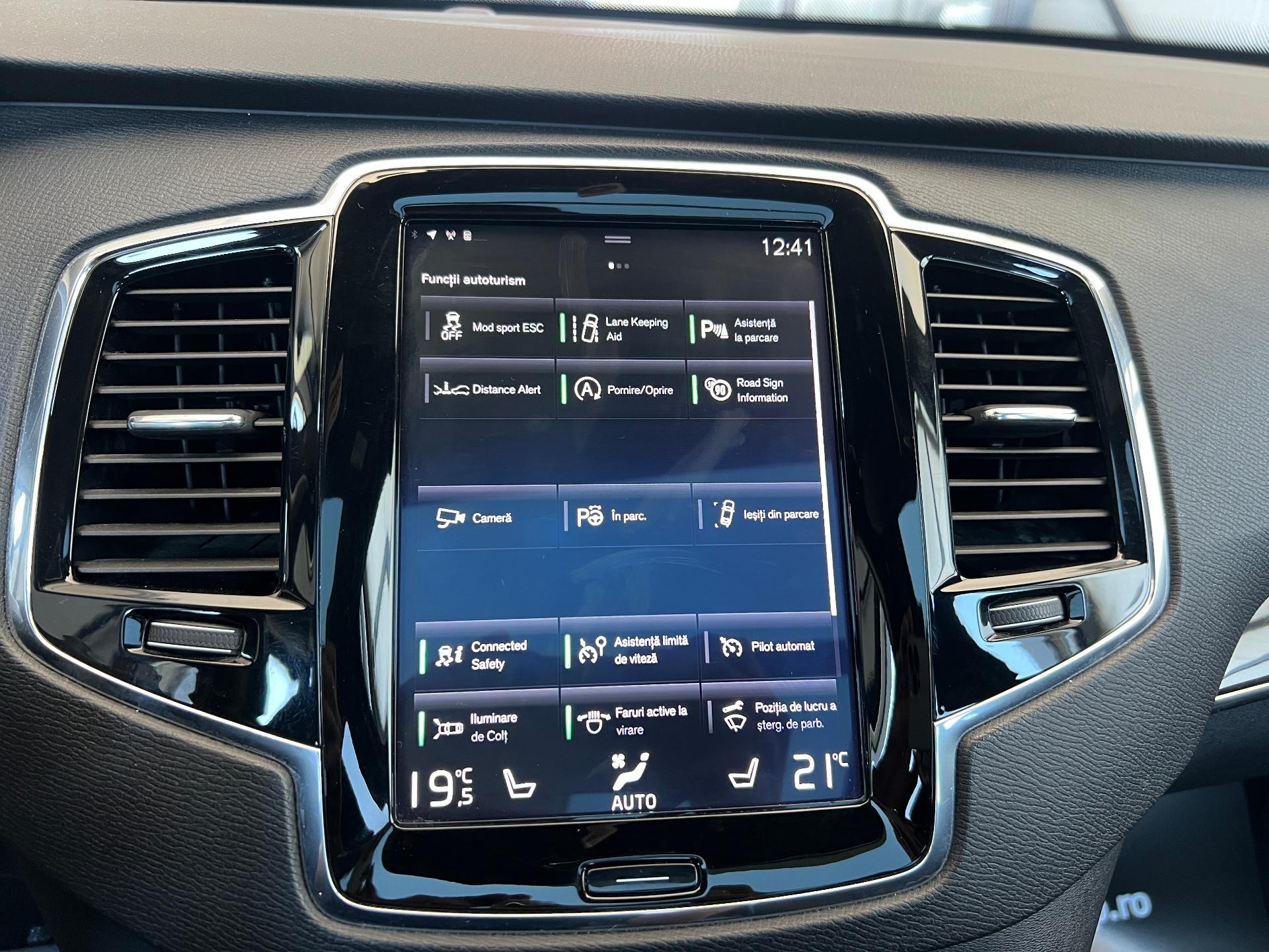 Volvo-XC 90