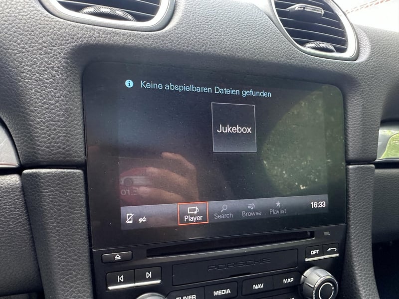 Car Thumb