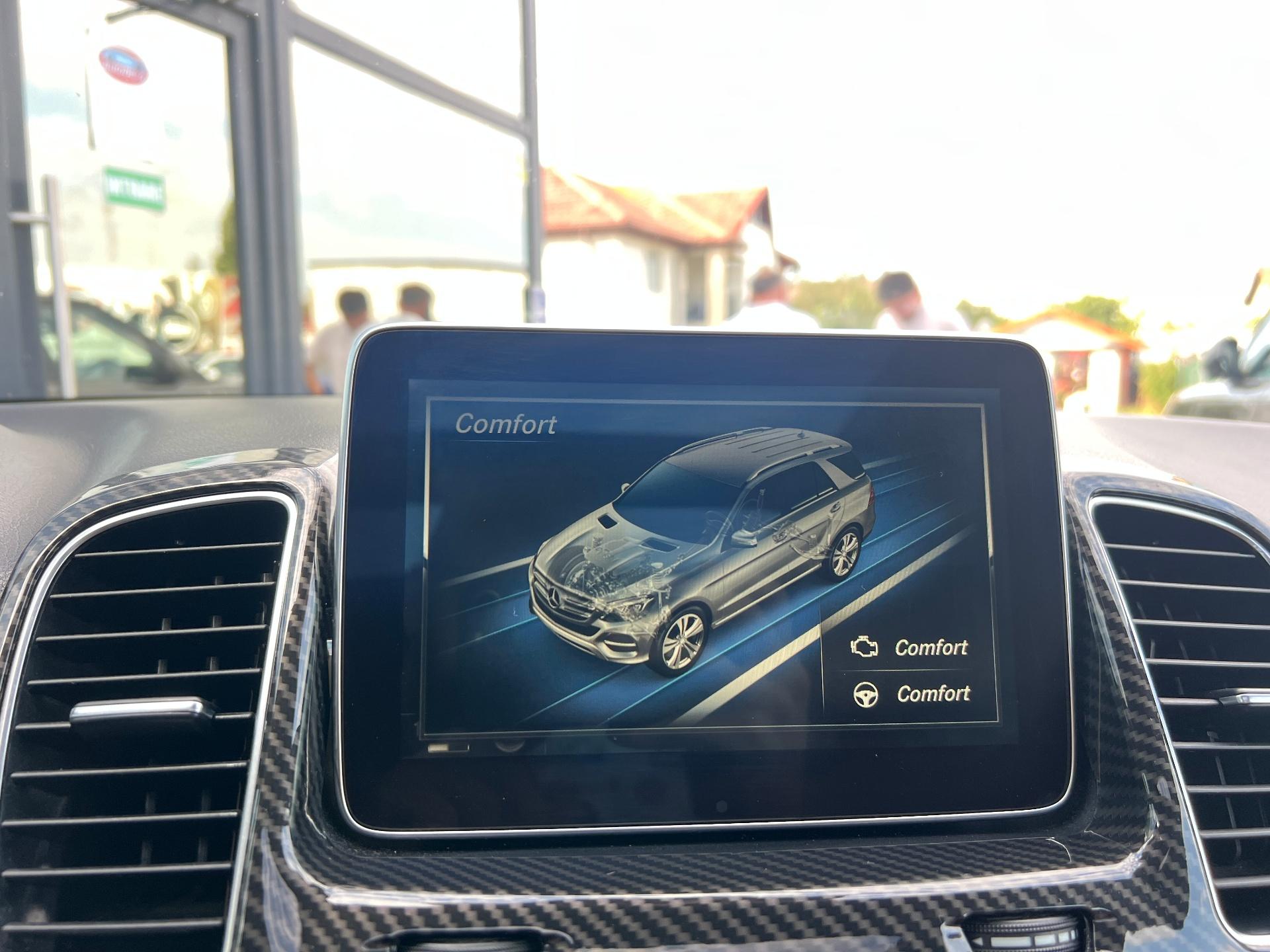 Mercedes-Benz-GLE