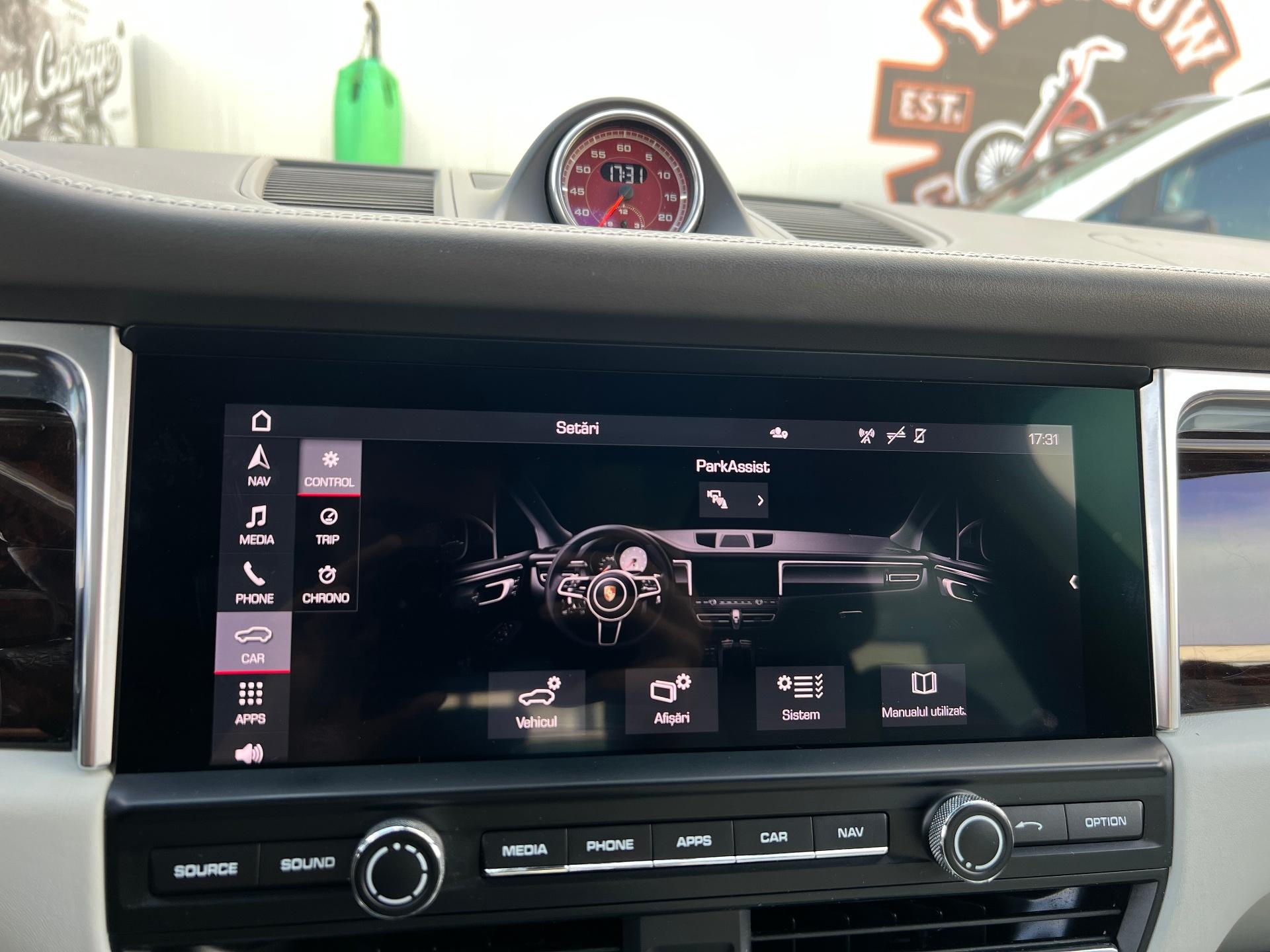 Porsche-Macan