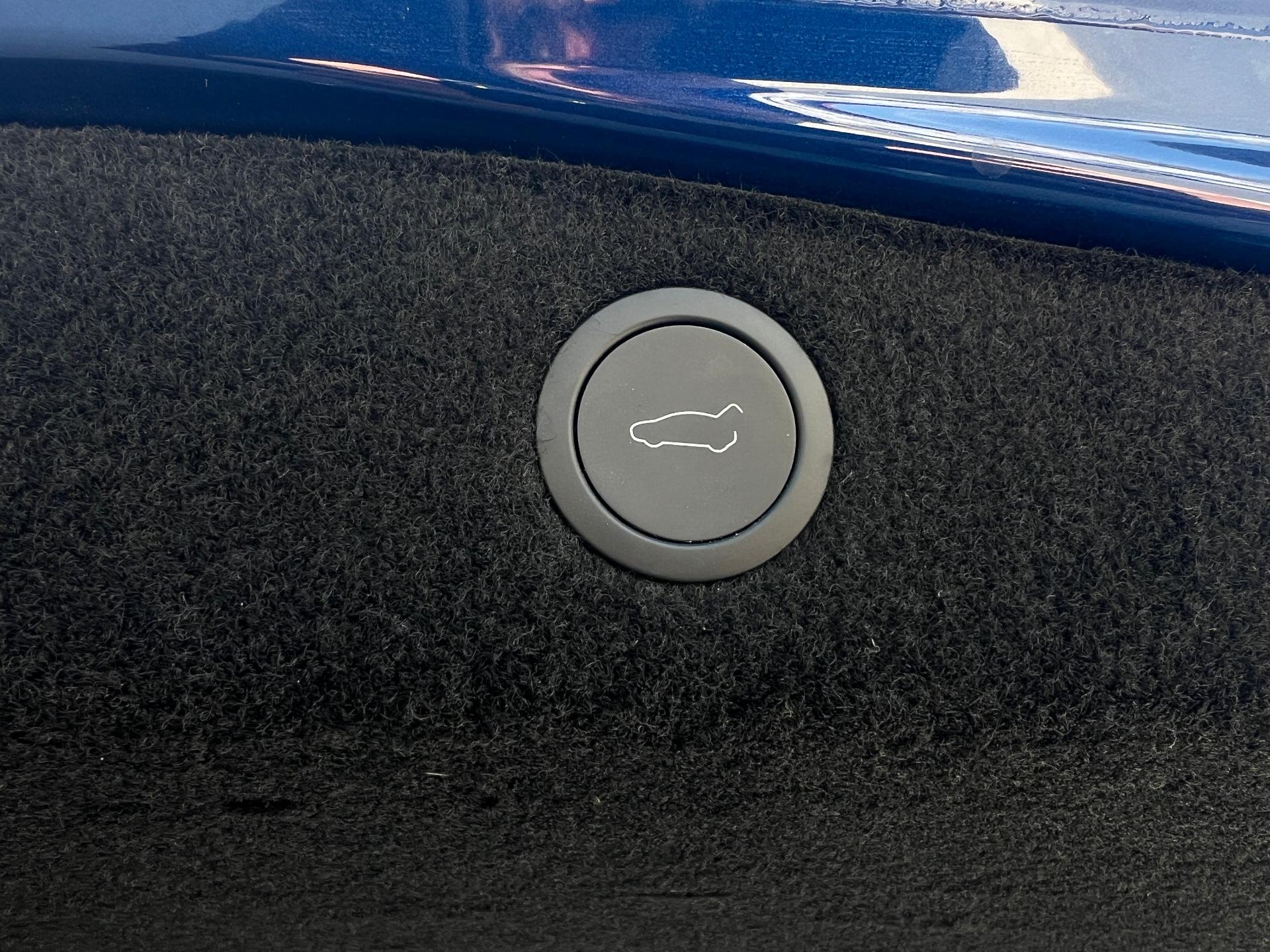 Tesla-Model 3