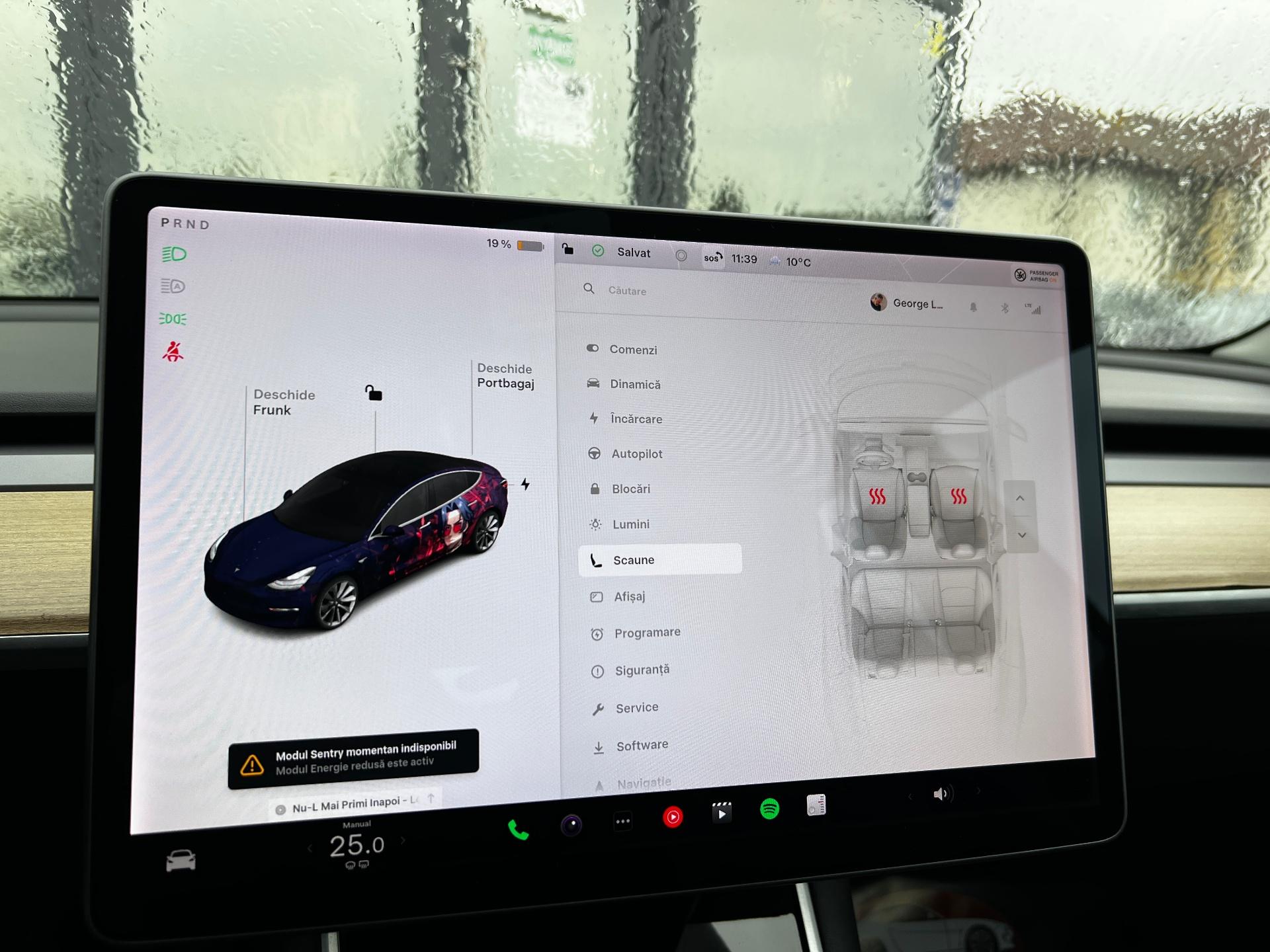 Tesla-Model 3