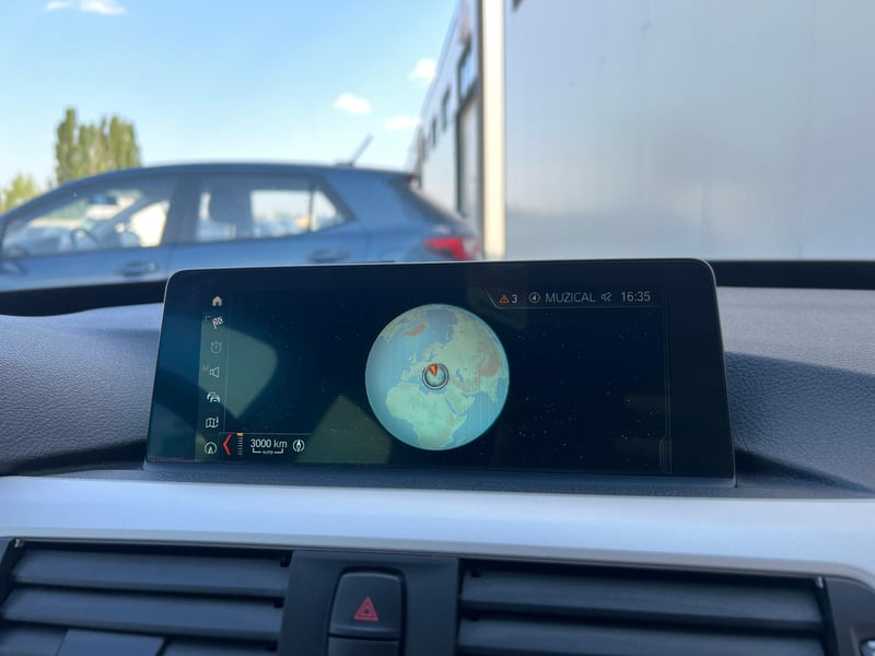 Car Thumb