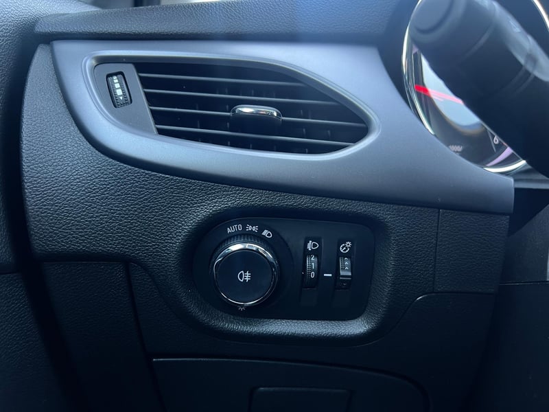 Car Thumb