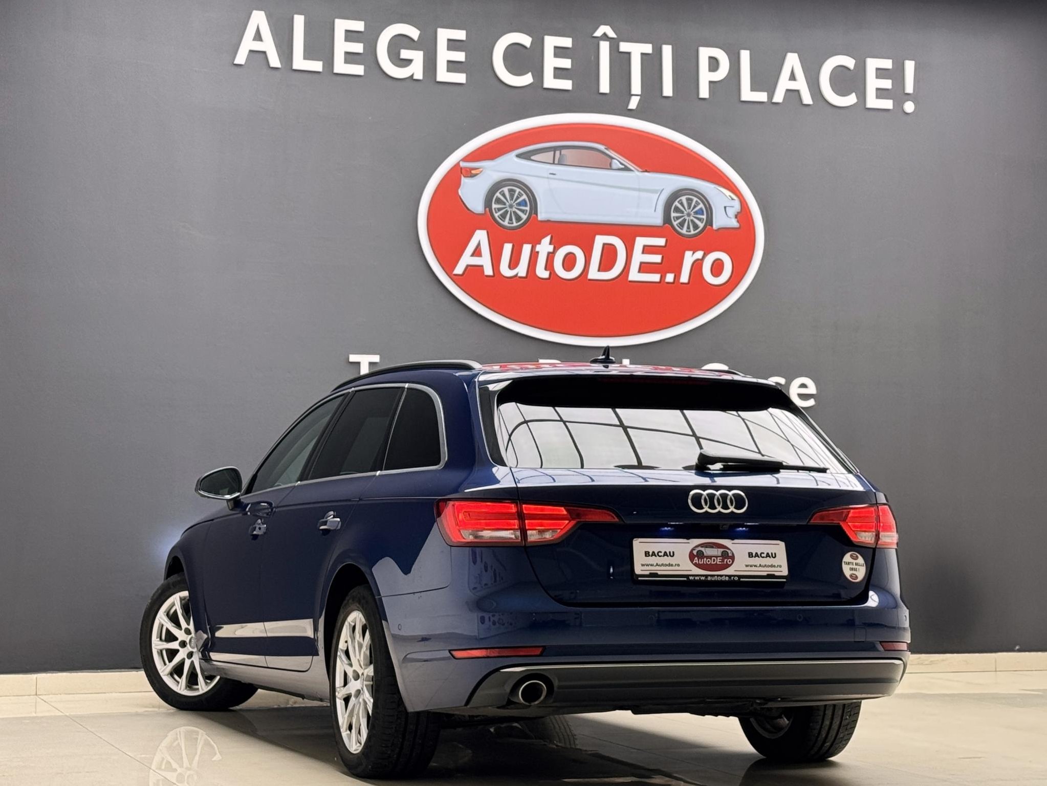 Audi-A4
