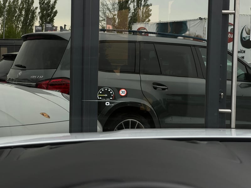 Car Thumb