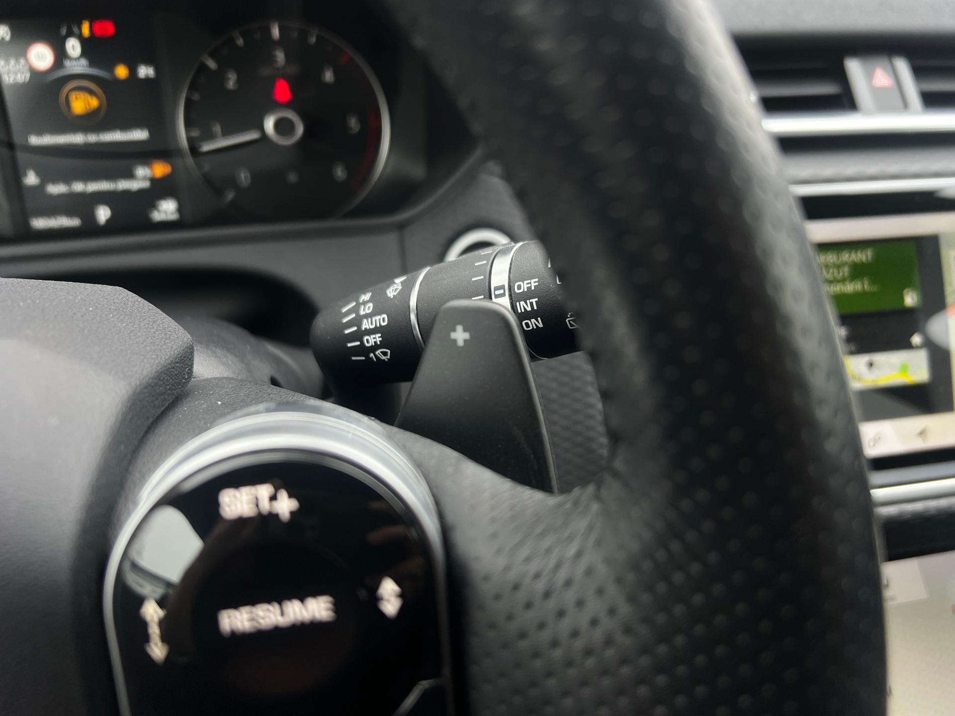 Land Rover-Range Rover Velar