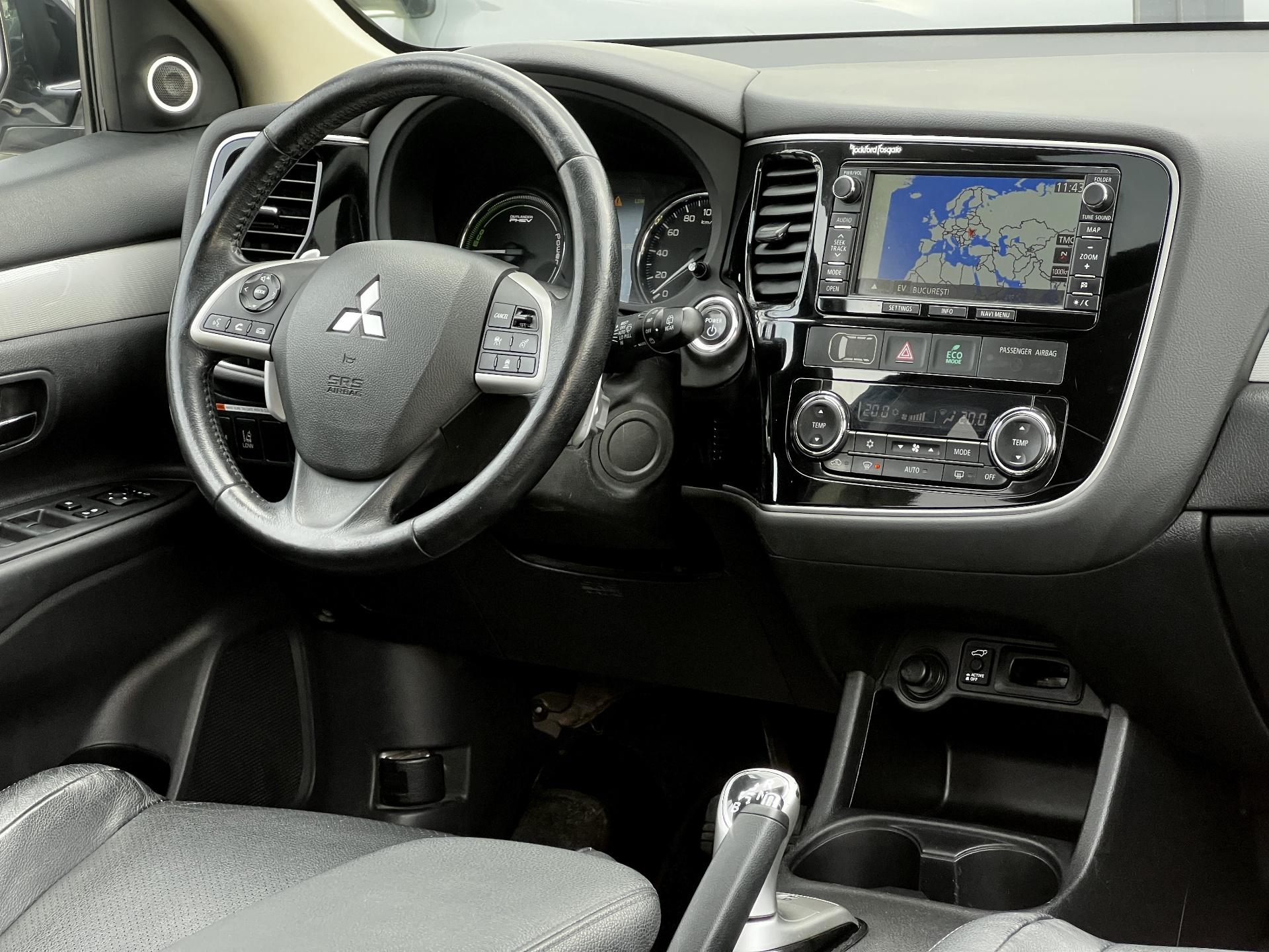 Mitsubishi-Outlander