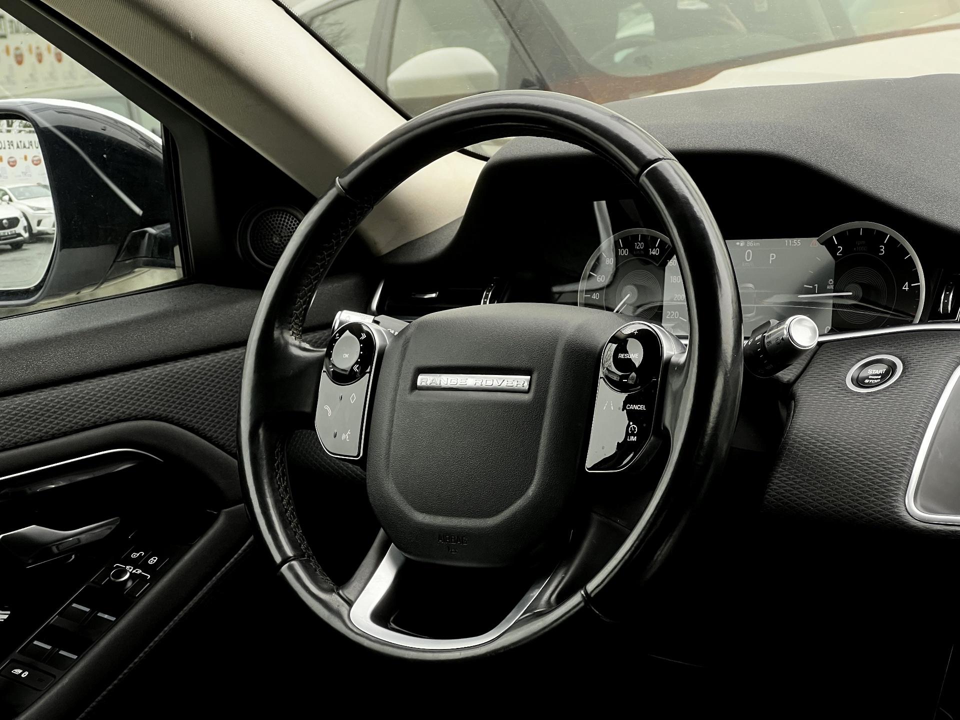 Land Rover-Range Rover Evoque