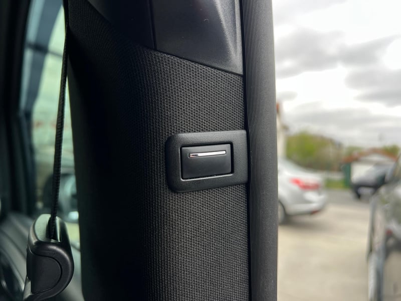 Car Thumb