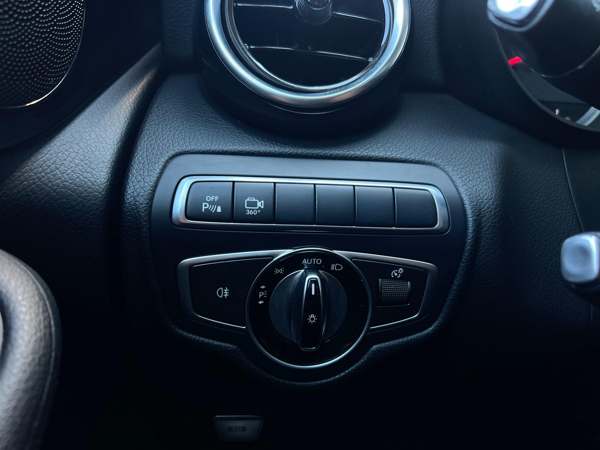 Mercedes-Benz-GLC