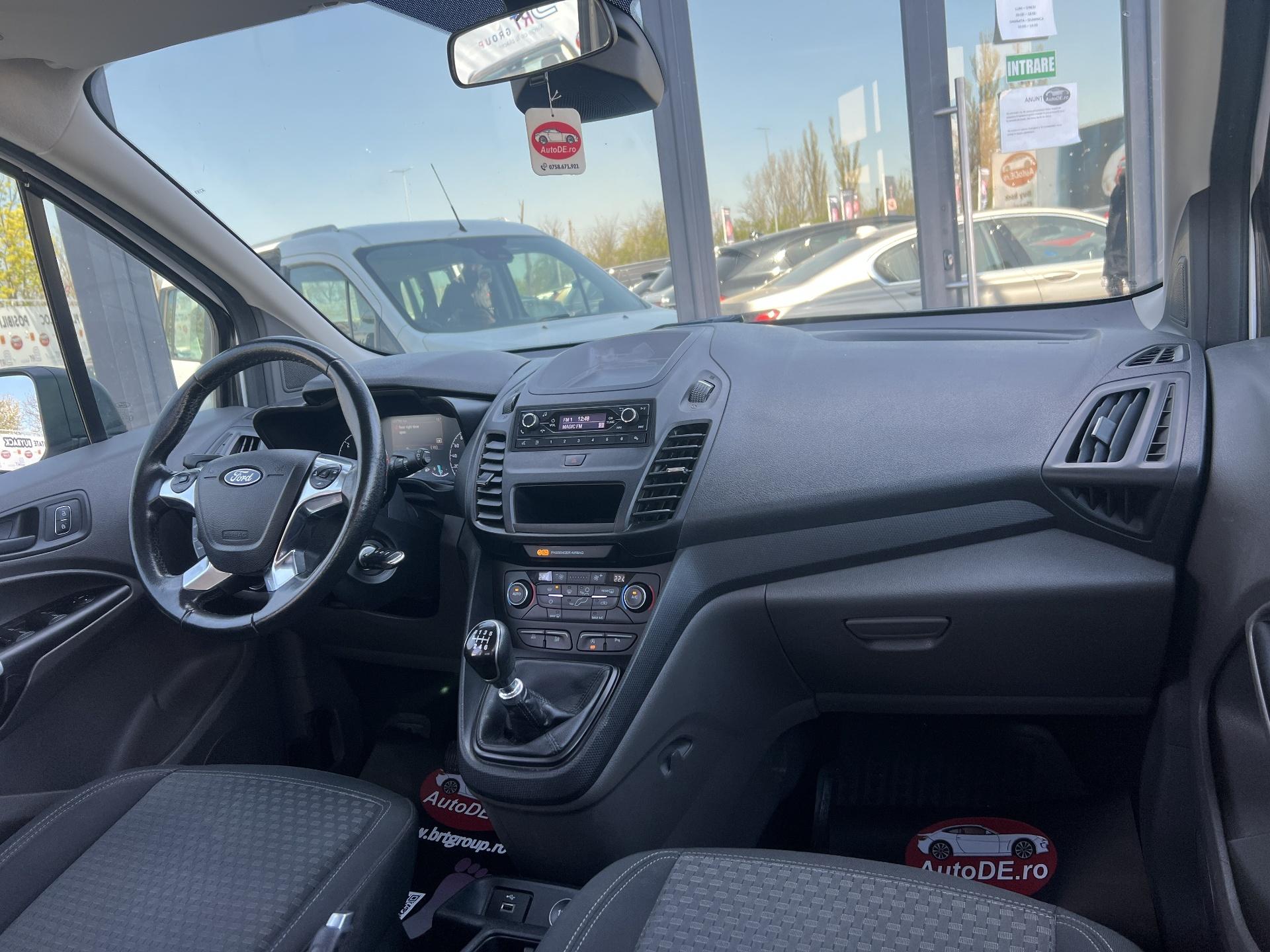 Ford-Tourneo Connect