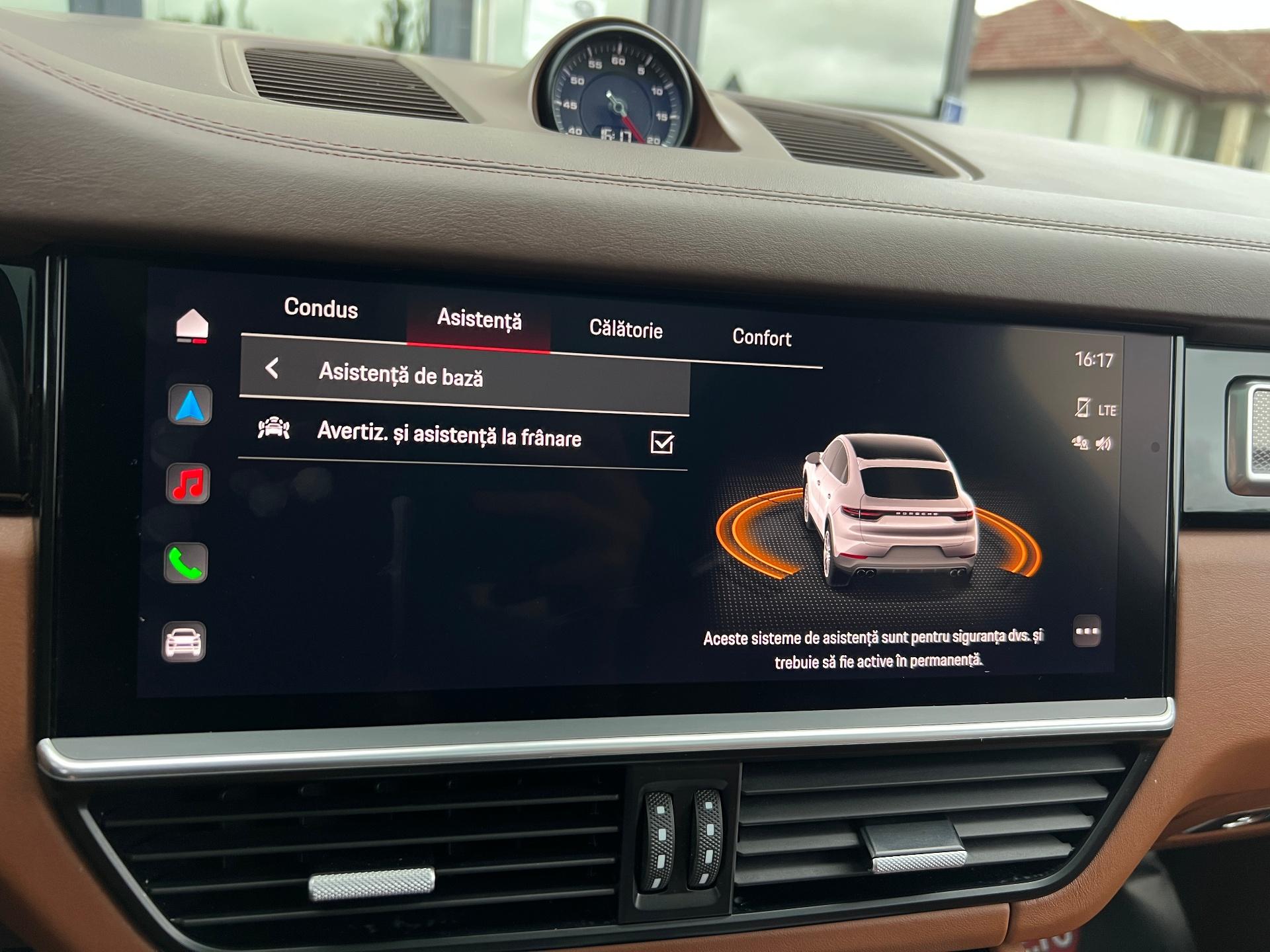 Porsche-Cayenne