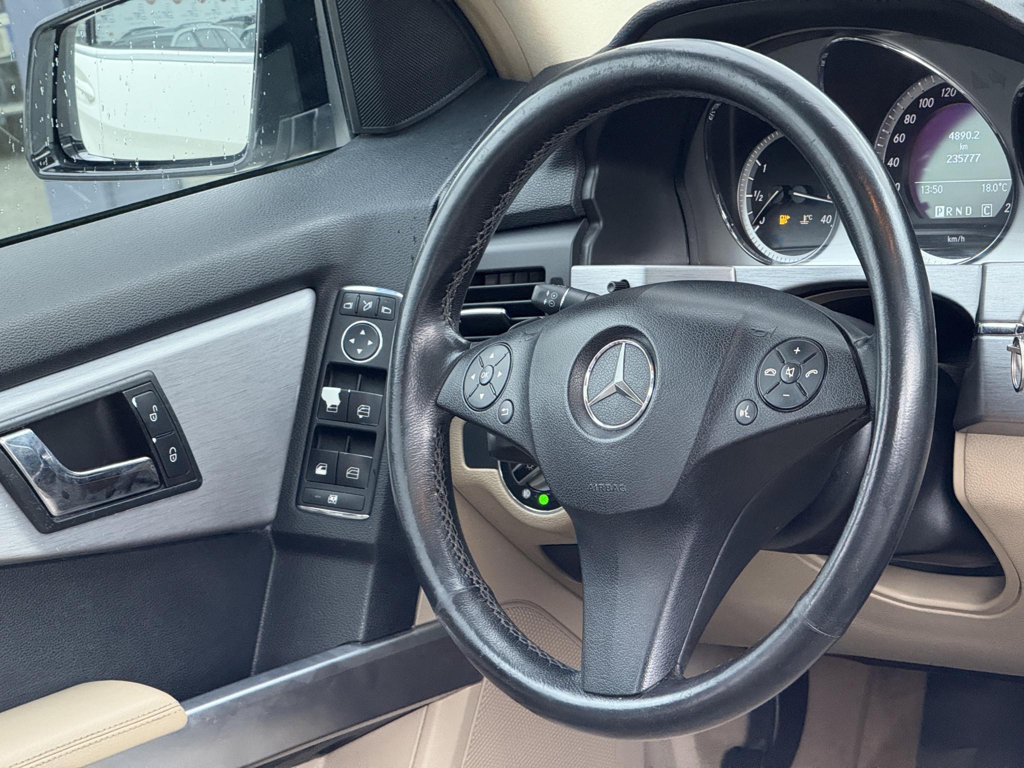 Mercedes-Benz-GLK