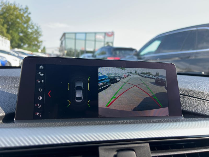Car Thumb