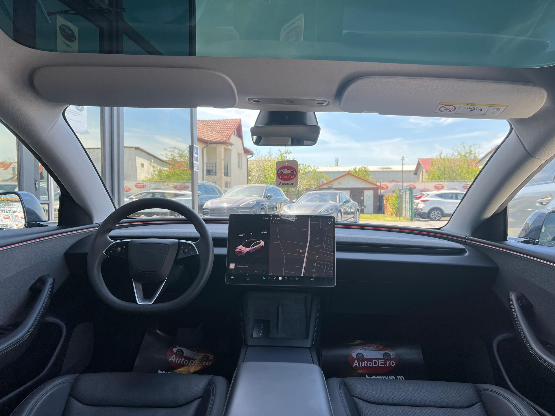 Tesla-Model 3