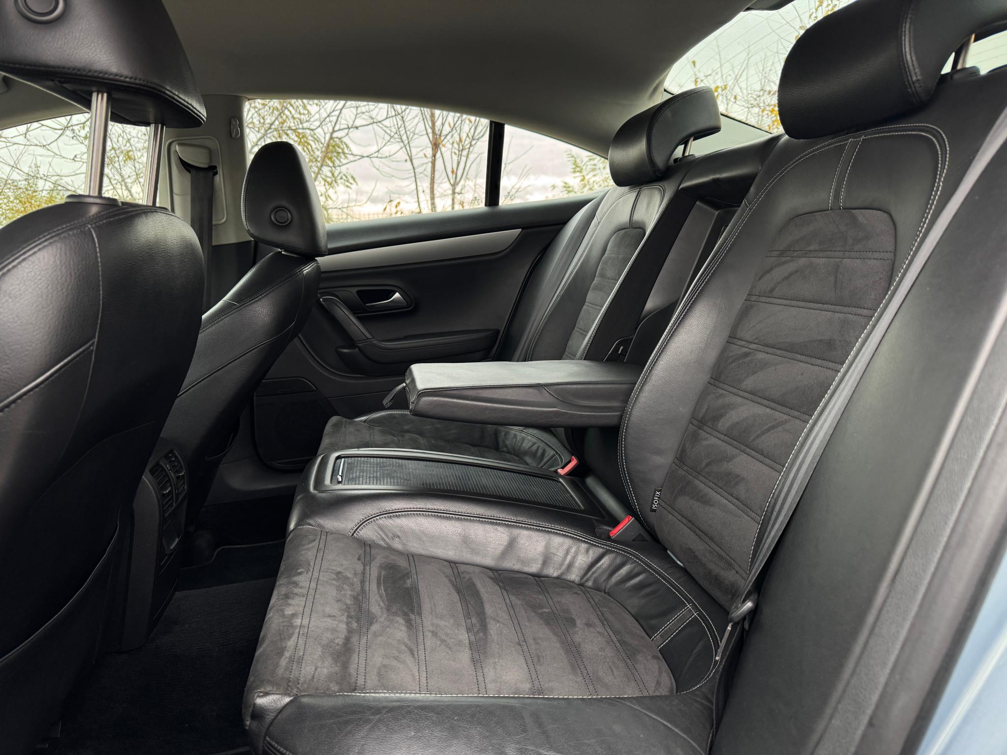 Volkswagen-Passat CC