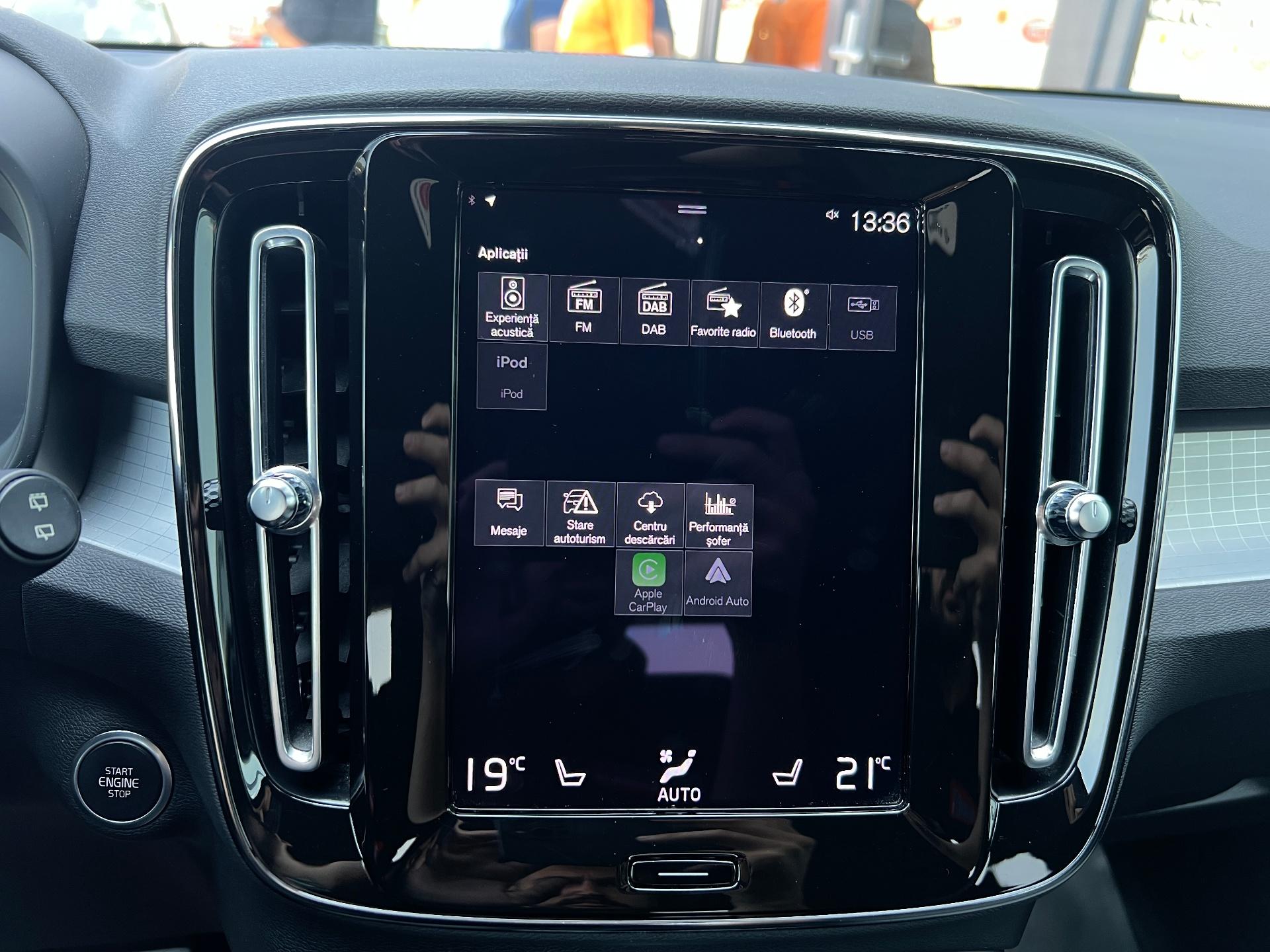 Volvo-XC 40