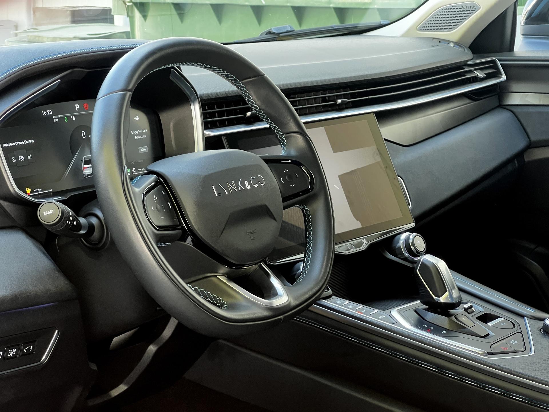 Lynk-co-01