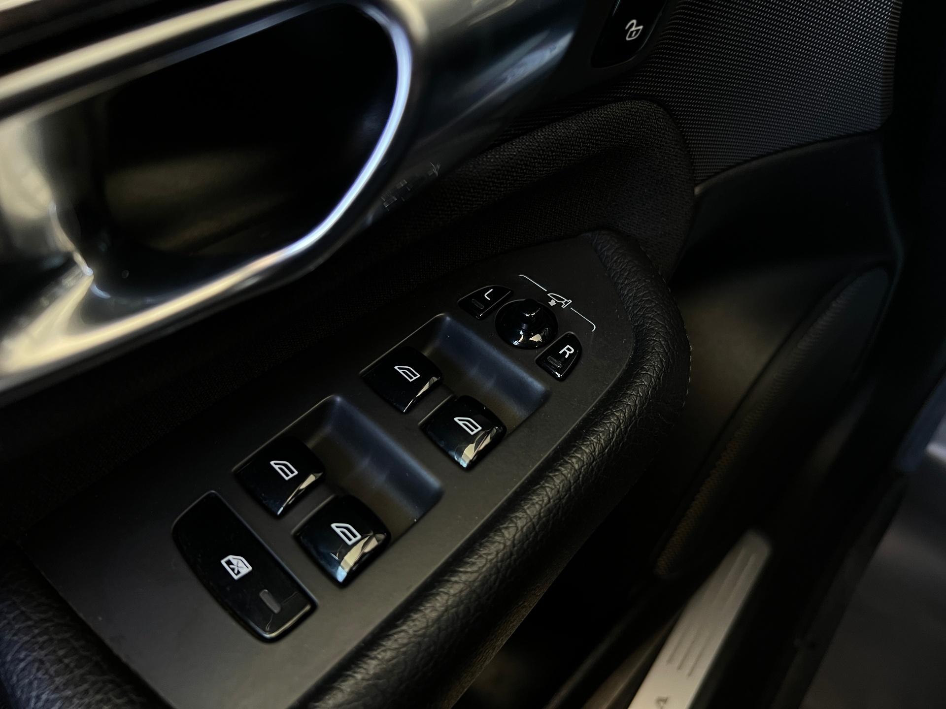 Volvo-XC 90