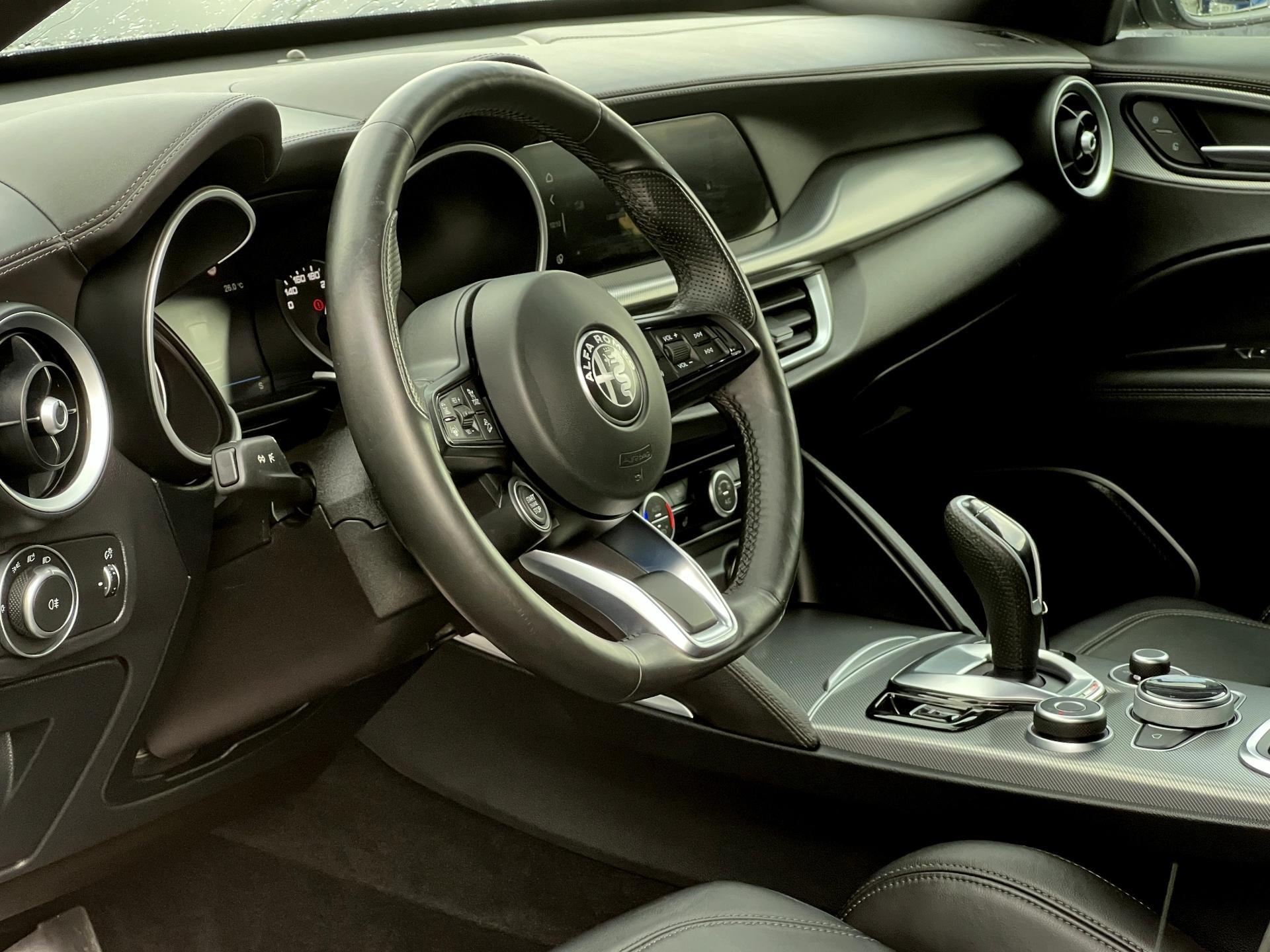 Alfa Romeo-Stelvio