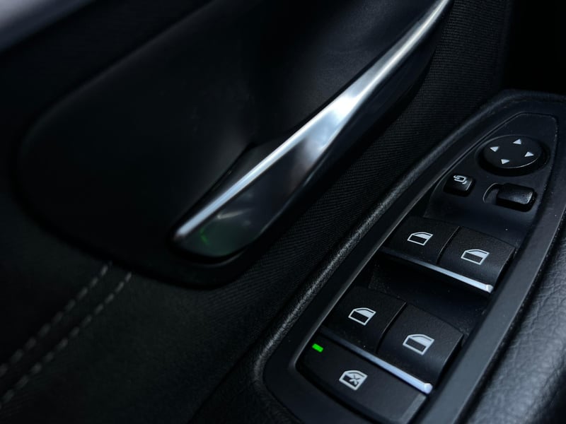 Car Thumb