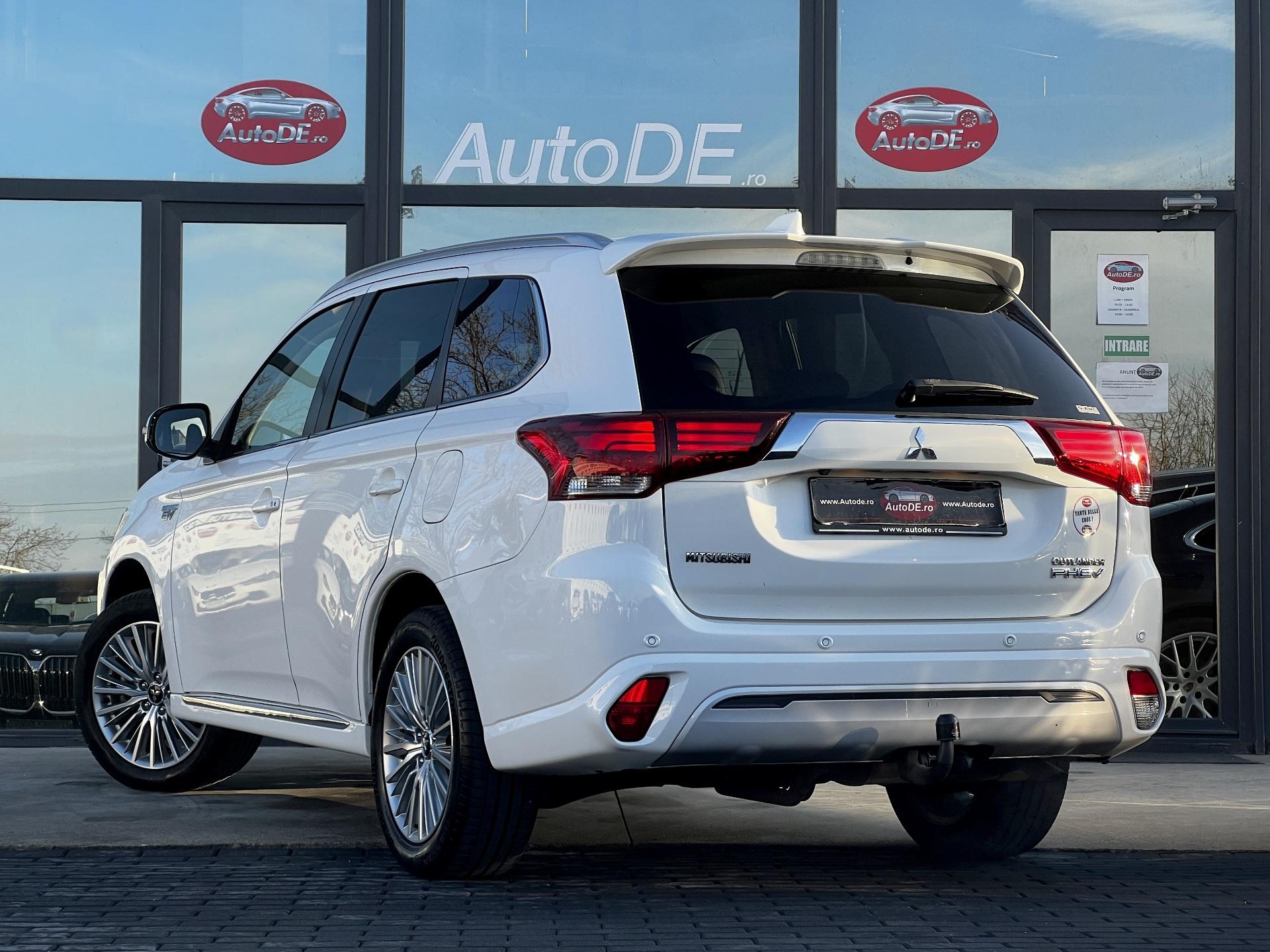 Mitsubishi-Outlander