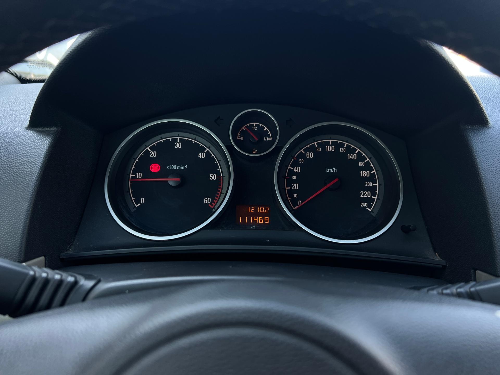 Opel-Astra