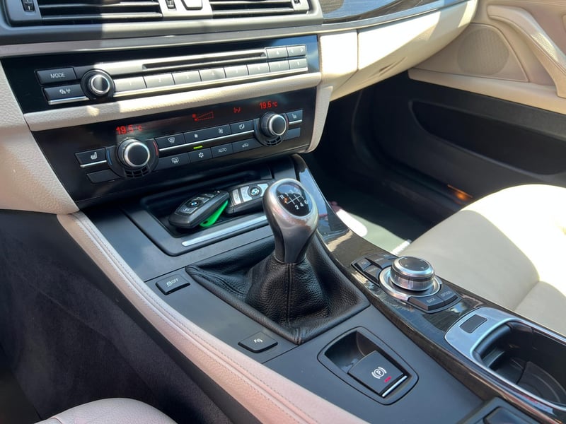 Car Thumb