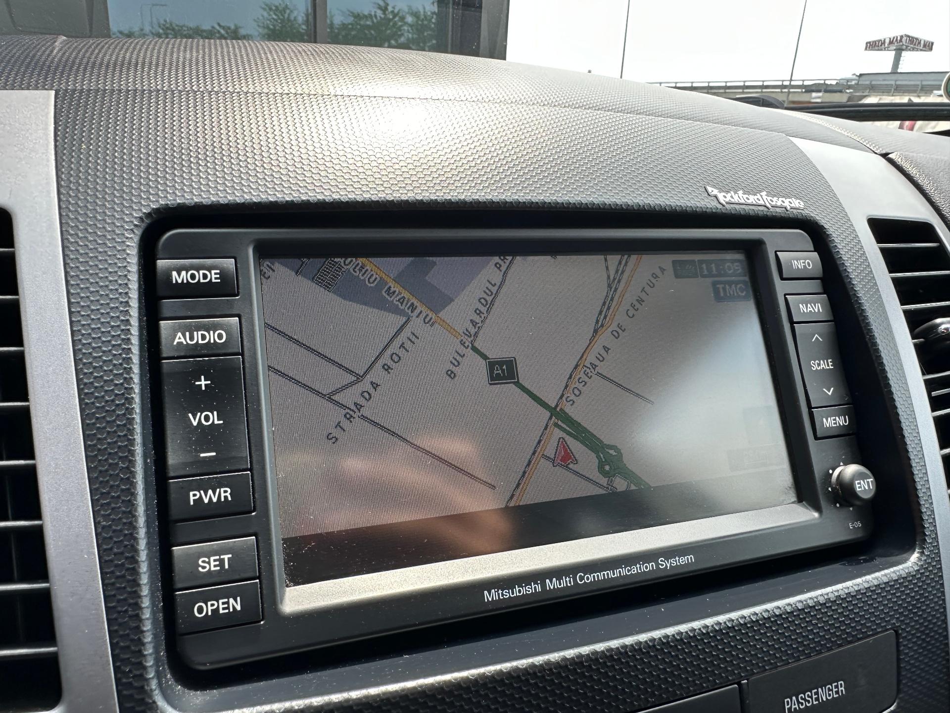 Mitsubishi-Outlander
