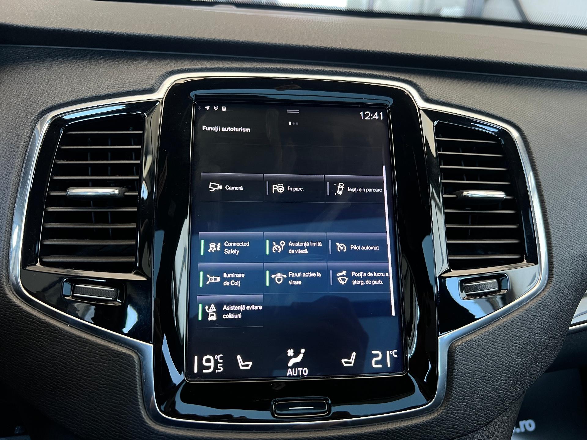 Volvo-XC 90