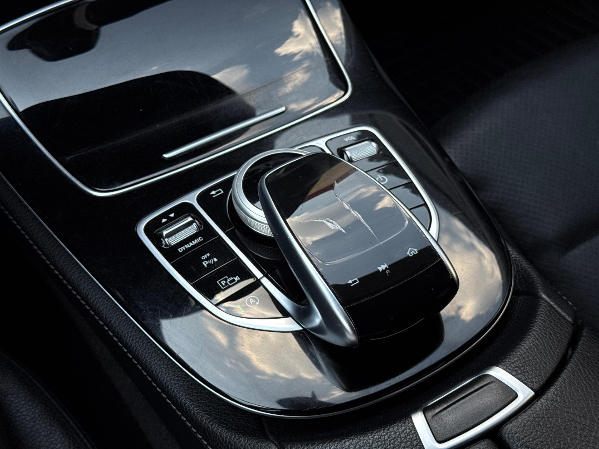 Mercedes-Benz-E