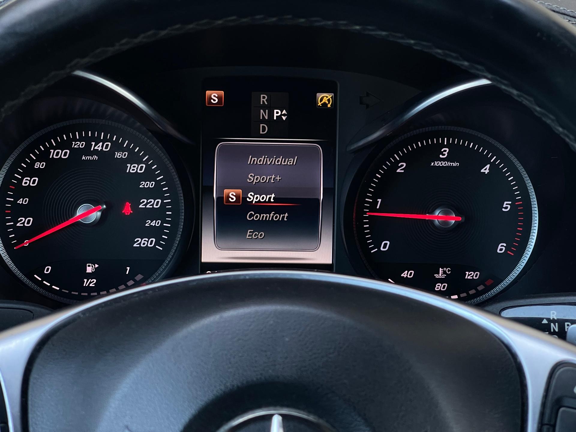 Mercedes-Benz-GLC-COUPE