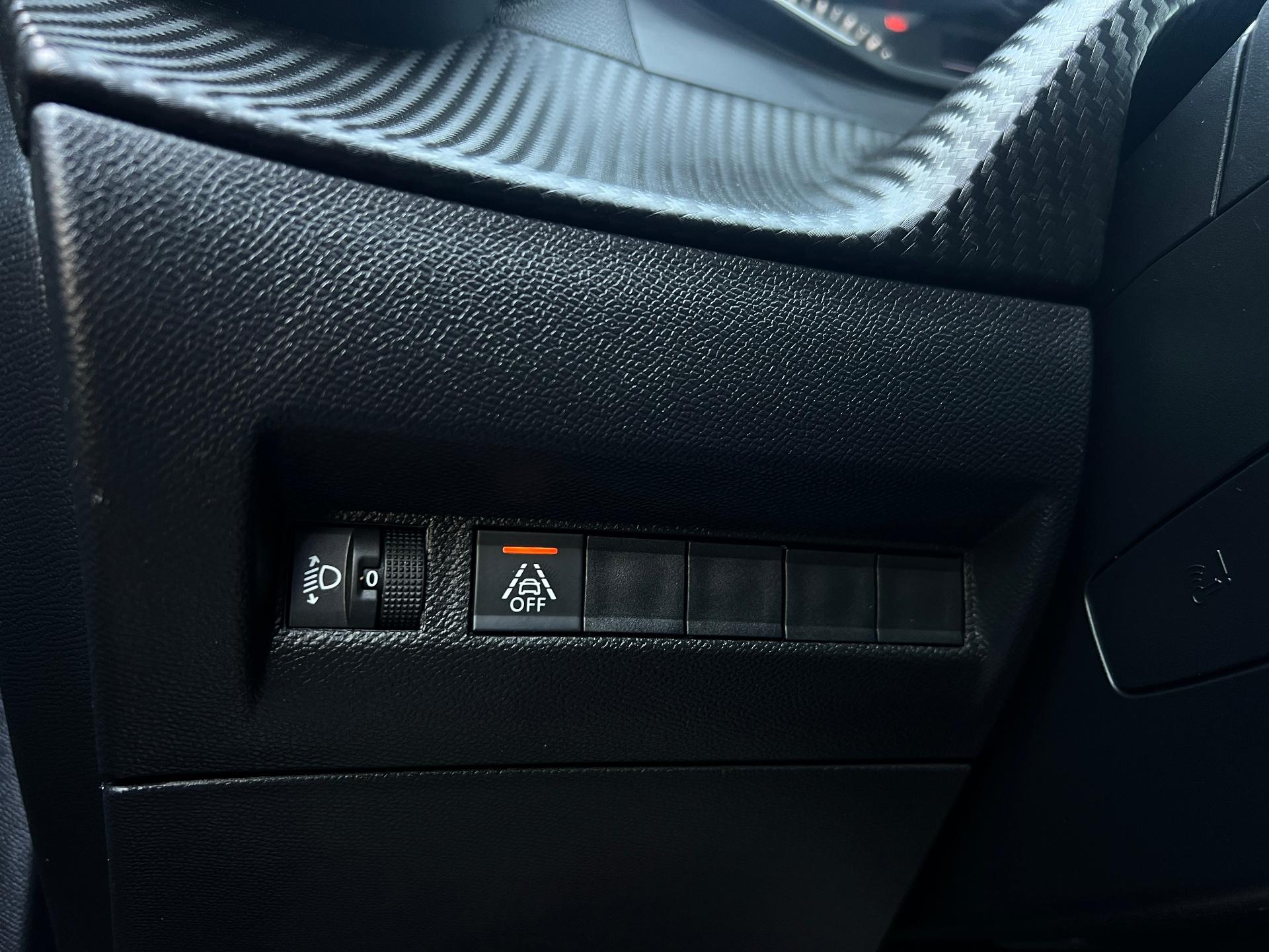 Peugeot-2008