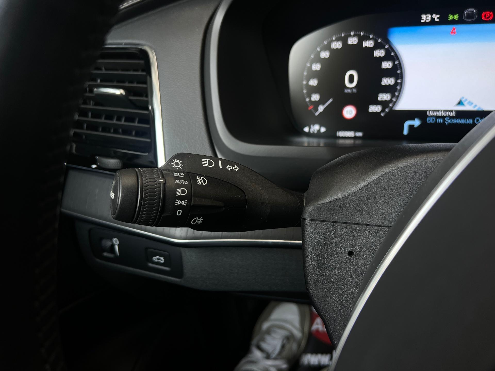 Volvo-XC 90