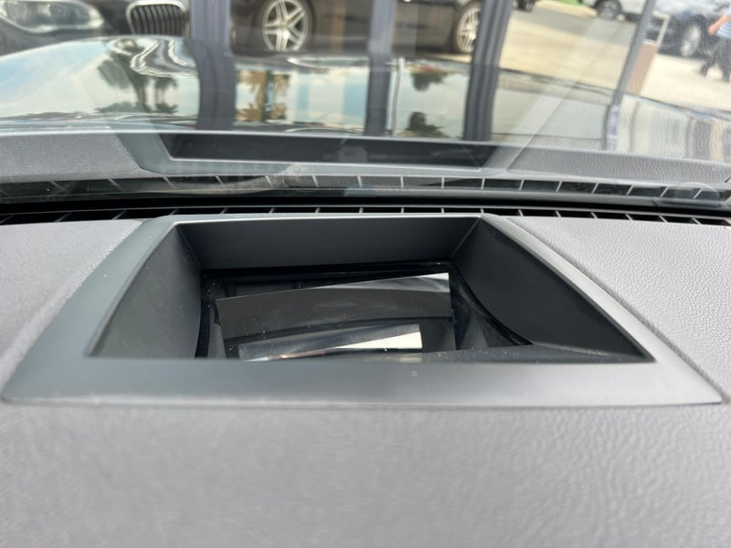 Car Thumb
