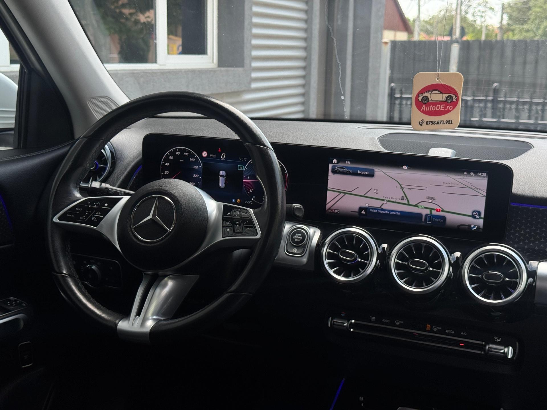 Mercedes-Benz-GLB