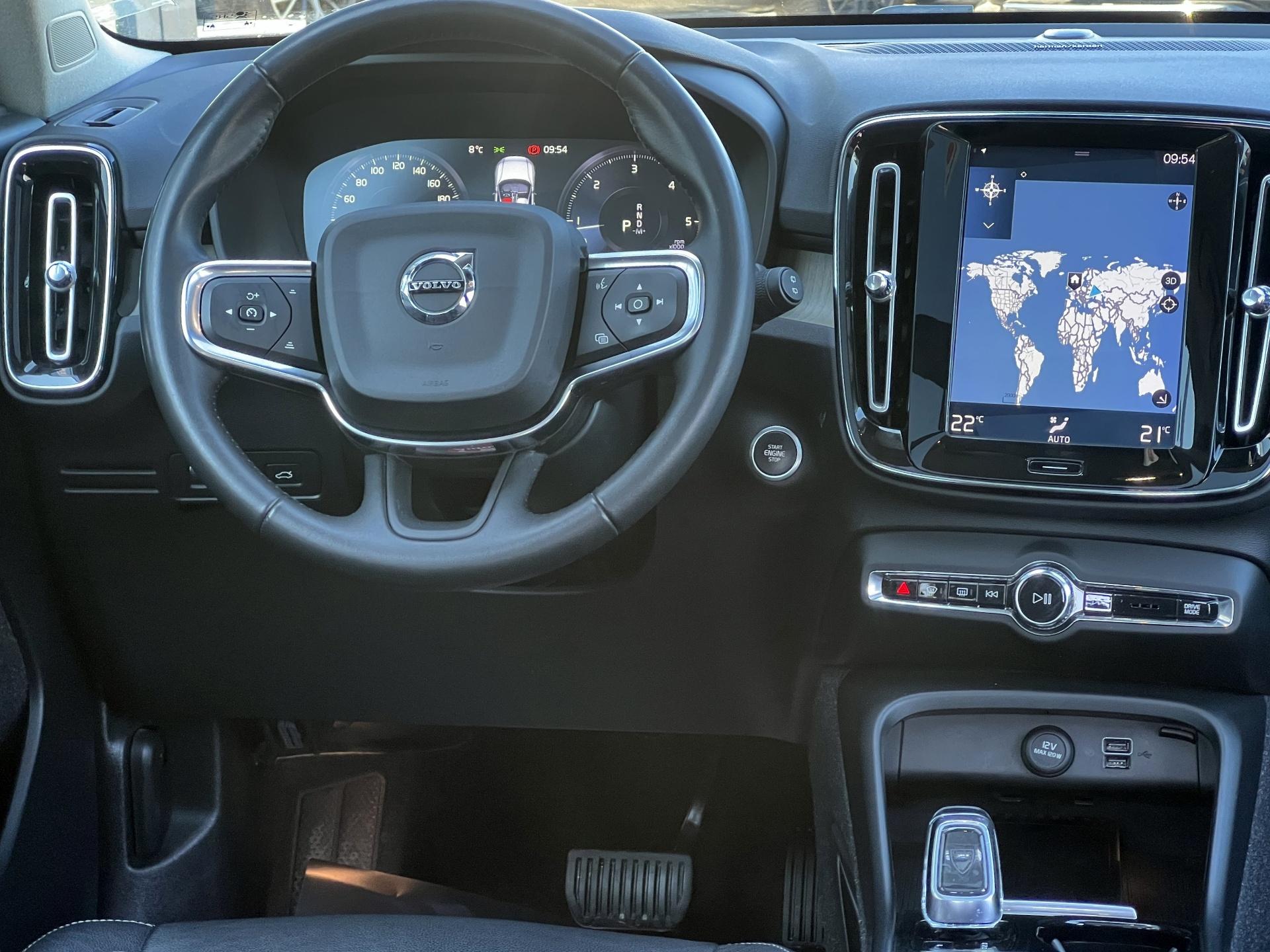 Volvo-XC 40