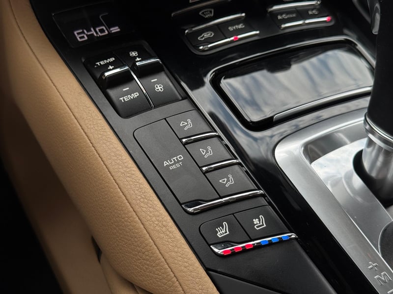 Car Thumb