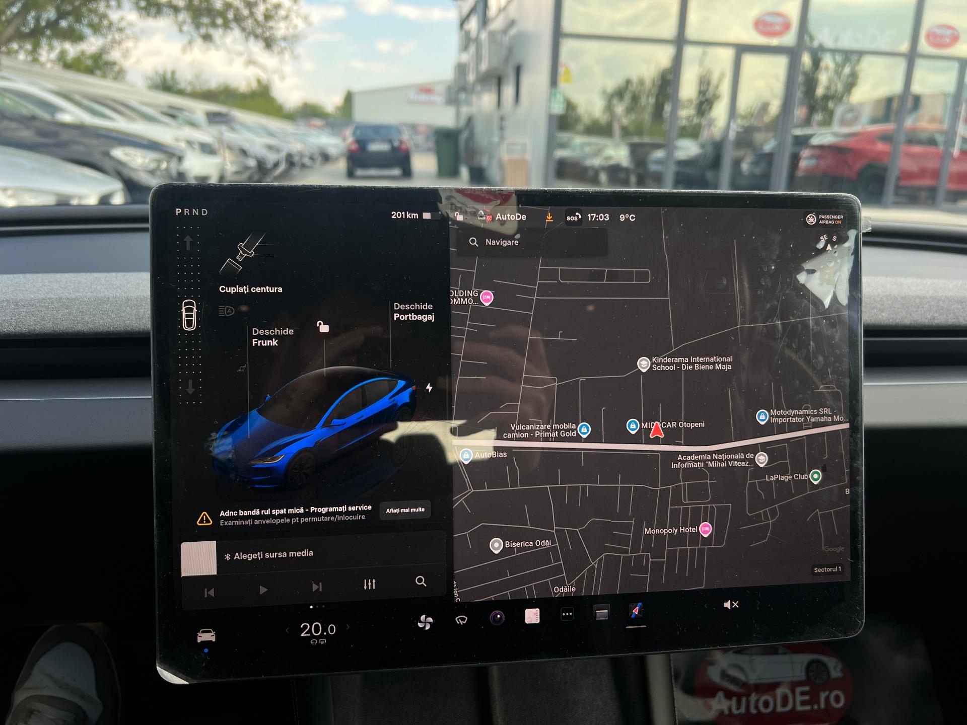 Tesla-Model 3