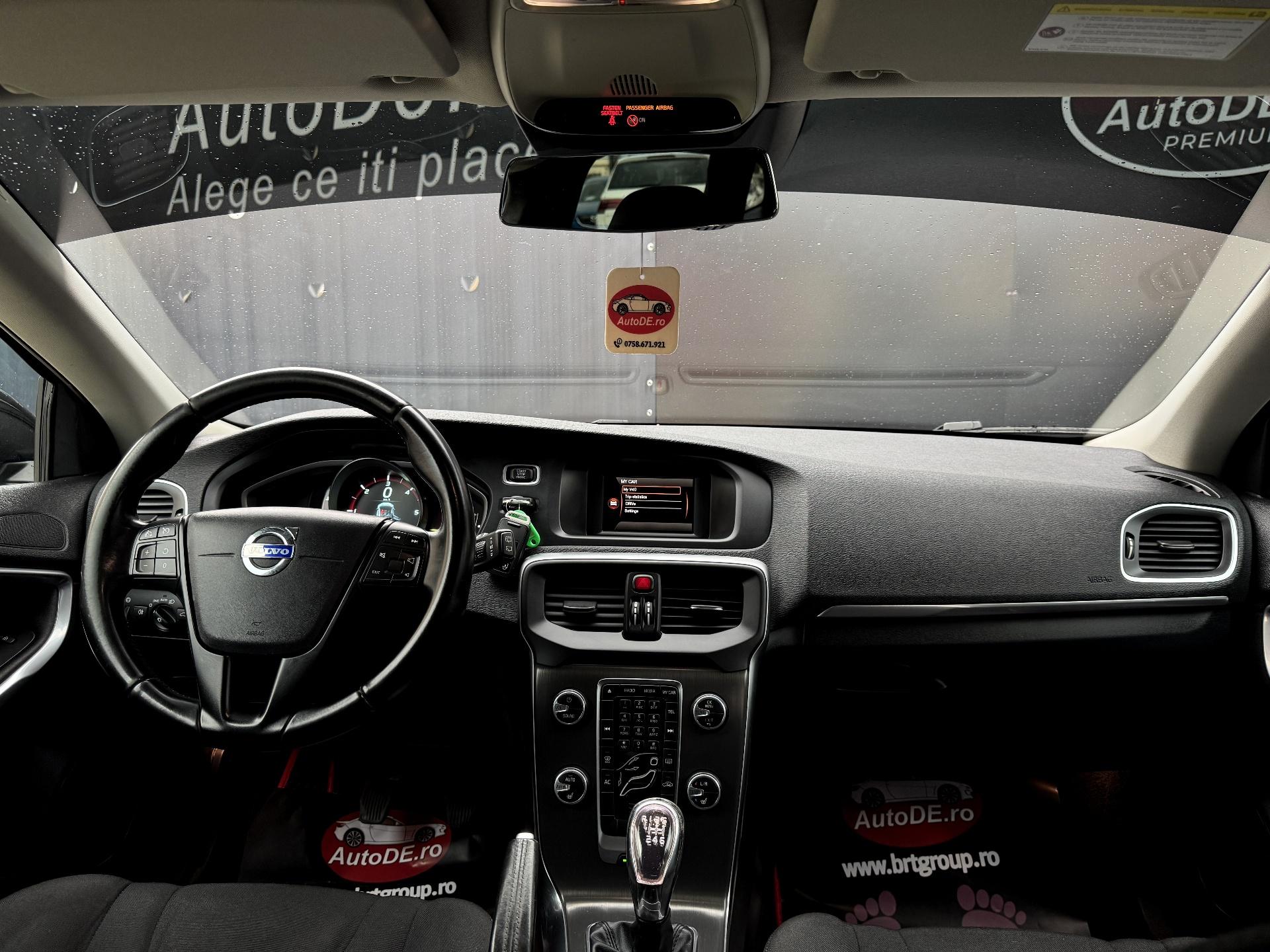 Volvo-V40